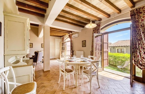 Ficulle Apartment | Le Acetaie With Shared Pool - Happy Rentals