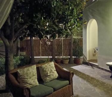Aradeo Bed & Breakfast | Le Vallonee B&B