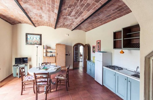 Sassetta Apartment | Leccio, bright apartment with view over the valley and with swimming pool