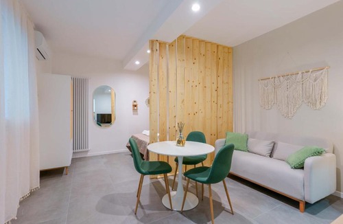 Fossolo Apartment | Levante Collection by Lesdomus -Vicino Ospedale Sant'Orsola