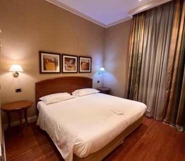 Salario Hotel | LH Hotel Lloyd Roma