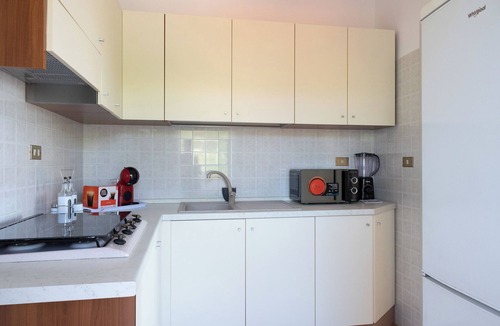 Gaeta Apartment | Lilium Ariana Apartment by Mamo Florence