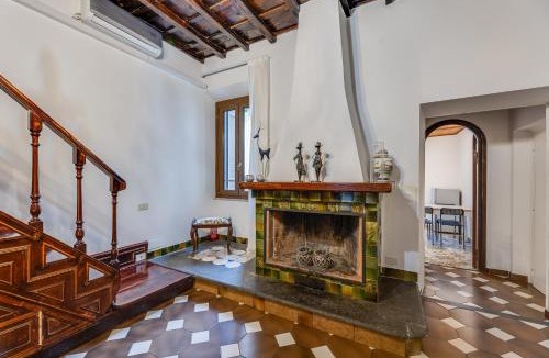 Rione XIV Borgo Apartment | Linhouse