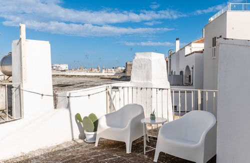 Ostuni Apartment | Little White Home by Wonderful Italy