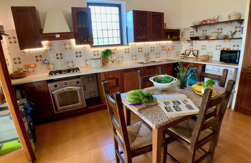 Cerveteri Villa | Live Like a Local: Perfect for Families & Friends | Spacious Cozy Home for 12