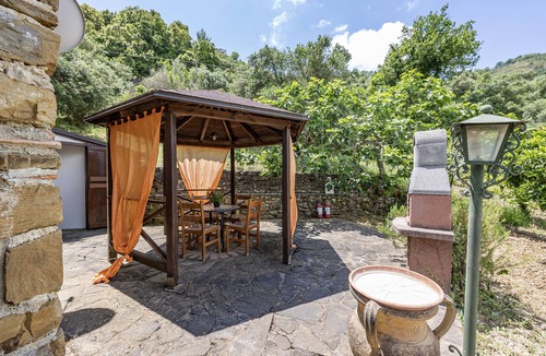 Casal Velino Ski Chalet | Local Stone Cottage With Shared Pool, Casal Velino, Italy