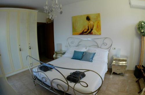 Gualdo Cattaneo Apartment | Locazione Turistica Spaccarotella Terrazzo con Vista su Gualdo Cattaneo