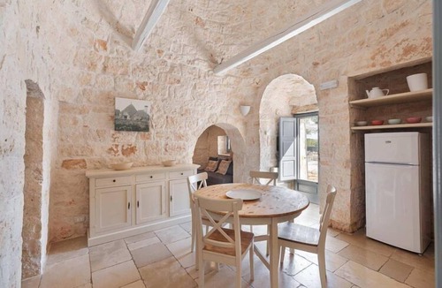 Locorotondo House | Locorotondo Stone House with Underground Pool for 6
