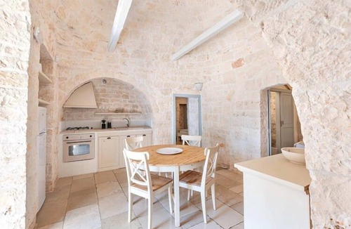 Locorotondo House | Locorotondo Stone House with Underground Pool for 6