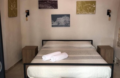 Trani Bed & Breakfast | Locus Pendinelli Trani.The philosophy of a b&b, the details of a hotel!