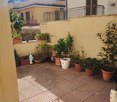 Rome Province Apartment | loft indipendente con giardino a Roma Tor vergata
