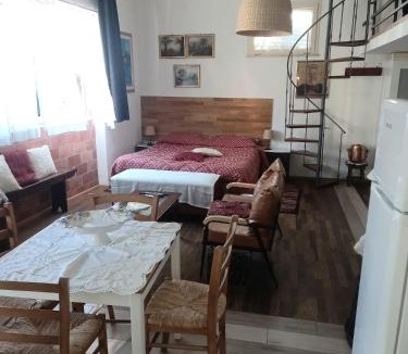 Castiglion Fiorentino Apartment | Loft34