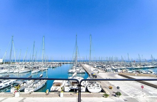 Punta Ala Apartment | Lovely apartment for 6 people with A/C, WIFI, balcony and pets allowed