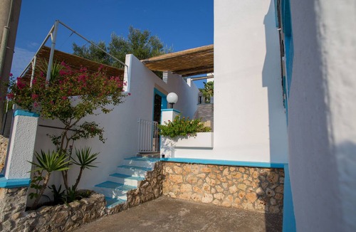 Marina di Novaglie Villa | Love Nest with 2 rooms, panoramic ocean views, sunrise, and air conditioning