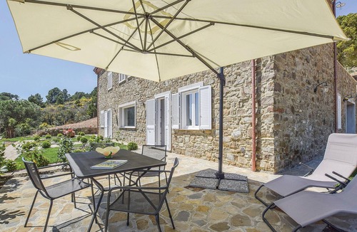 Castellabate Apartment | Lovely apartment in Ogliastro Marina with WiFi