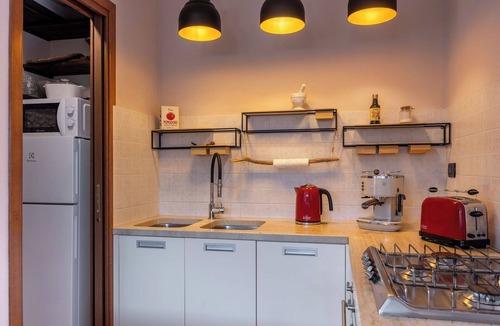 Casciana Terme Apartment | Lovely apartment for 5 guests with WIFI, A/C, terrace, pets allowed and panoramic view