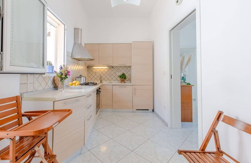 Specchiolla Apartment | Lovely apartment for 5 people with WIFI, A/C, TV and terrace, close to Ostuni