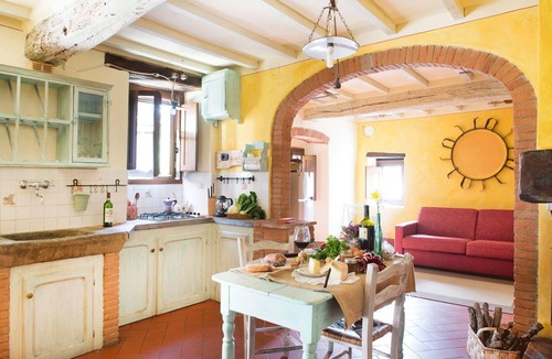 Penna Apartment | Lovely apartment for 2 people with pool, WIFI, A/C, TV, patio and pets allowed