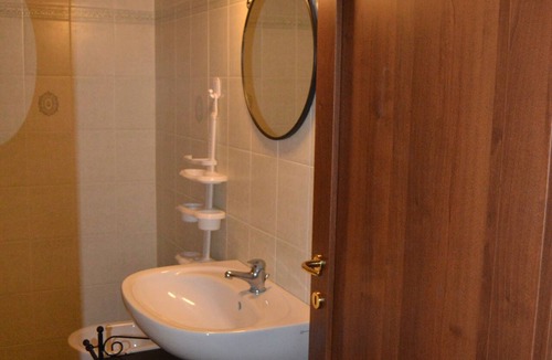 Casalappi Other | Lovely apartment for 3 guests with A/C, pool, TV and panoramic view