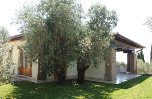 Follonica Apartment | Lovely apartment for 6 guests with WIFI, TV, patio and panoramic view