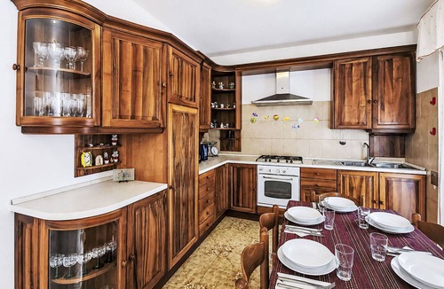 Pollutri Apartment | Lovely apartment for 5 guests with WIFI, A/C, TV, balcony, pets allowed and panoramic view
