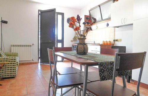 Casteldaccia Apartment | Lovely apartment in Casteldaccia with WiFi