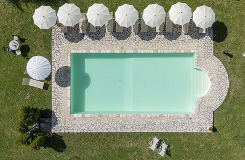 Radicondoli Villa | Lovely apartment in villa for 7 people with pool, WIFI