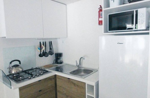Rivabella House | Lovely apartment in villa for 5 guests with A/C, pool, terrace and pets allowed