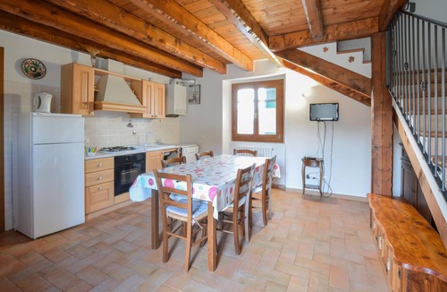 Loiano Apartment | Lovely apartment in Loiano with WiFi