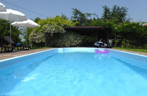 Silea House | Lovely apartment in villa for 4 guests with pool, WIFI, A/C, patio and pets allowed