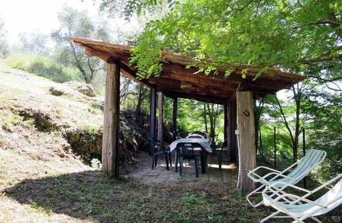 Bagnoregio Villa | Lovely apartment in villa for 5 guests with WIFI, pool and patio