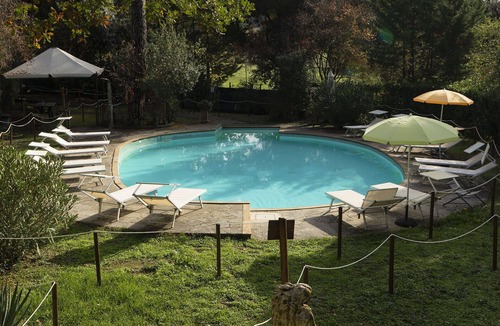Chiusi House | Lovely apartment with private pool, WIFI, A/C, TV, veranda and pets allowed, close to Montepulci.
