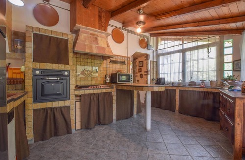 Partinico House | Lovely home in Borgetto with WiFi