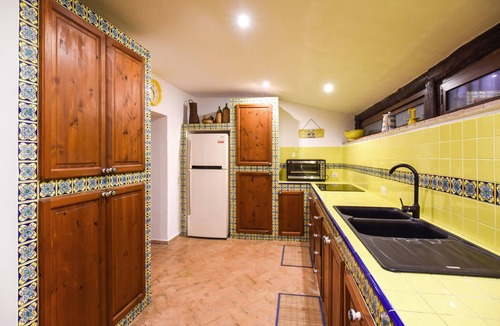 Calalunga-Pietragrande House | Lovely home in Montauro with WiFi
