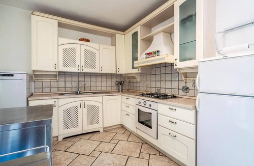 Vitorchiano House | Lovely home in Vitorchiano VT