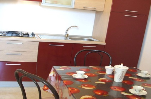Villanova Apartment | Low Cost Orange Studio Apartment, Kitchen Air Conditioning :Beach Holiday Apulia