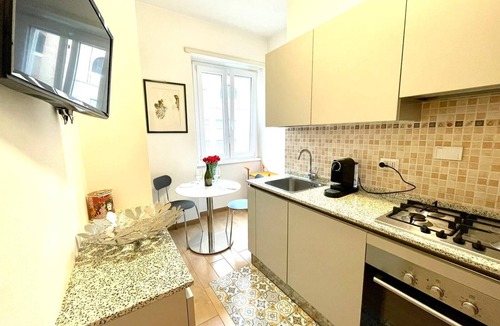 Quartiere XVII Trieste Apartment | Lucens Domus apartment rome metro B1