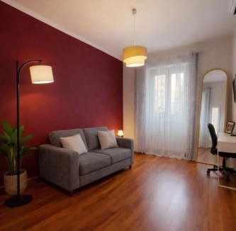 Quartiere XVII Trieste Apartment | Lucens Domus Appartamento Roma quartiere Trieste - vicino Metro b1 -