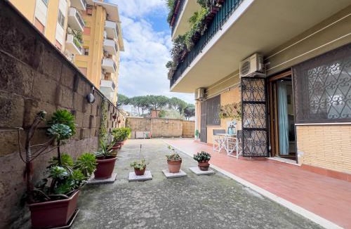 Aurelio House | Ludo Vatican House