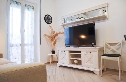 Torvaianica Apartment | Luminoso appartamento al mare