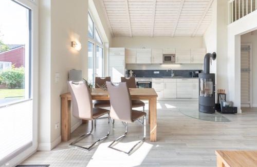 Dagebuell House | Luv & Lee