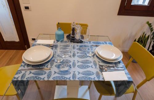 Cannaregio Apartment | luxurious and quiet apartment in the lively heart of Venice