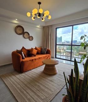 Westlands Apartment | Luxury 2BR, King & Queen Beds, 13th Floor City Views, Pool & Gym, Westlands