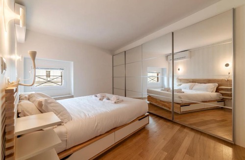 Sallustiano Apartment | Luxury 3 beds 3 baths, few steps from city center