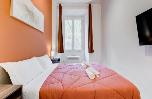 Salario Apartment | Luxury 4BR Apartment Newly Renovated, 2 Bathrooms, Smart Tv