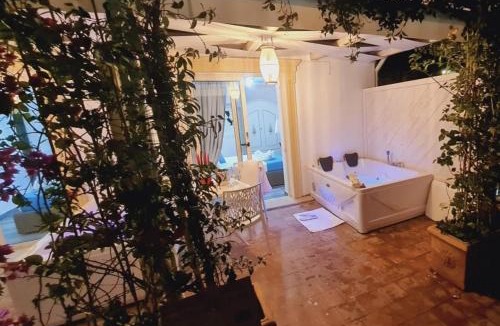 Marina Di Camerota Apartment | luxury B&B SUITE JACUZZI VILLA FILOMENA