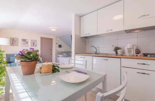 Monteverde Nuovo Apartment | Luxury Maison Ai Colli