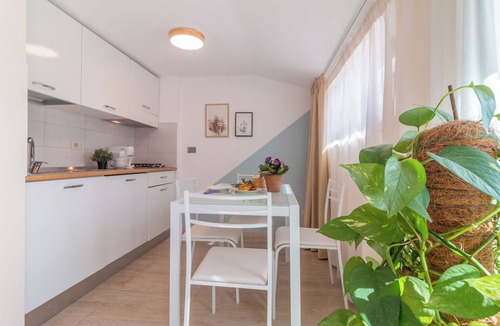 Monteverde Nuovo Apartment | Luxury Maison Ai Colli