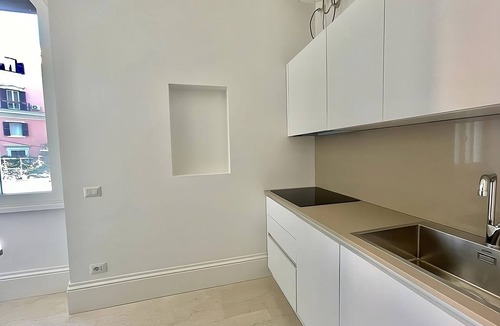 Quartiere III Pinciano Apartment | Luxury open space 180sqm, for office use, newly renovated!