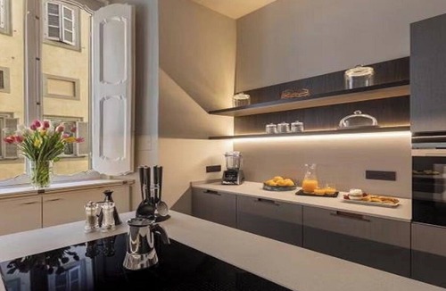 Rione XI Sant'Angelo Apartment | Luxury Renaissance Palazzo in Rome's Historic Heart